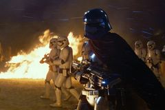 Co rok, to nové Star Wars. Disney chce točit Hvězdné války tak dlouho, dokud budou lidi bavit