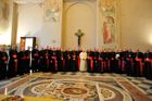 Benedikt XVI. odsoudil sexuální zneužívání dětí kněžími