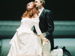 La Traviata (C) Státní opera Praha, František Ortmann