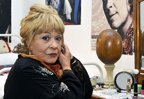 Jiřina Bohdalová ve filmu Vrásky z lásky.