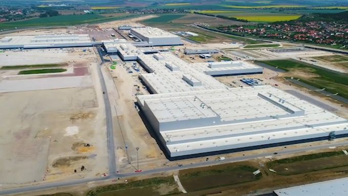 Na Slovensku se otevírá továrna na výrobu aut Jaguar a Land Rover