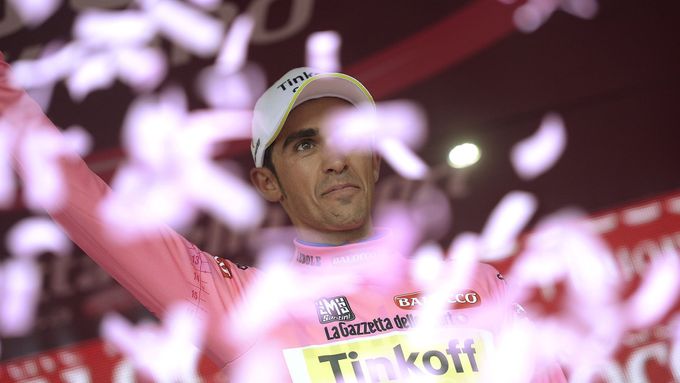 Alberto Contador zůstává v růžovém