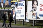 Na Slovensku volí nové poslance. Podle průzkumů přijde Ficova strana o většinu