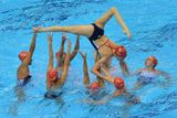 Britský tým v synchronizovaném plavání při tréninku v Londýně.