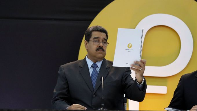 Venezuelský prezident Nicolás Maduro spouští kryptoměnu Petro.
