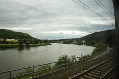 Trať mezi Libčicemi a Kralupy zablokoval přetržený nákladní vlak