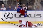 Video: Likvidační útok na Nečase zaskočil NHL. Trouba se přitom málem sám zranil