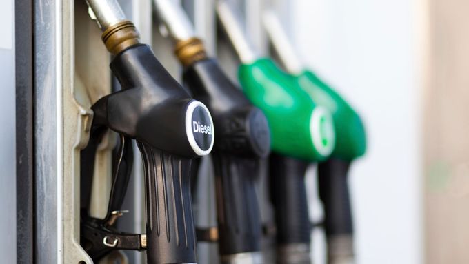 Ceny pohonných hmot v Česku rostou. (Ilustrační foto)