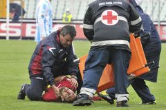 VIDEO V Itálii zemřel po zástavě srdce fotbalista