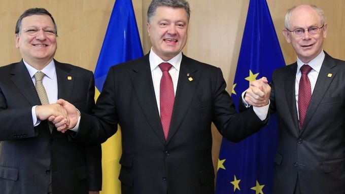 Petro Porošenko s končícími lídry EU. Ilustrační foto.
