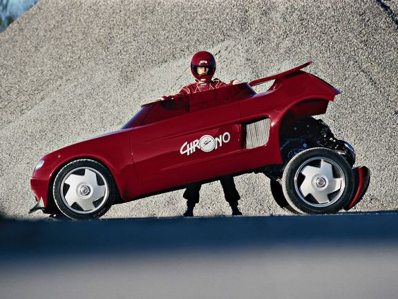 Dvoumístný roadster Sbarro Chrono z roku 1990.