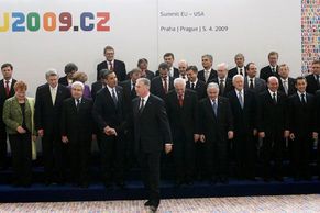 Obrazem: summit EU-USA v Kongresovém paláci