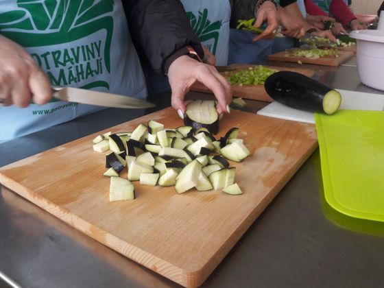 Vaření s Noamem pro potravinovou banku Potravinová banka