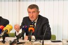Předseda ANO Andrej Babiš oznamuje, že žádá vysvětlení ČSSD ohledně lithia a smlouvy s Australany