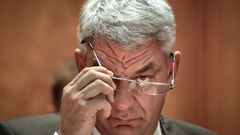 V Rumunsku končí druhý premiér během sedmi měsíců. Tudose nezískal důvěru vlastní strany