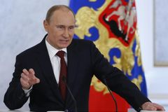 Putin žádá EU, aby Rusům zrušila víza. Neuspěje