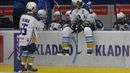 Zápas s Chomutovem nakonec dospěl do prodloužení, po němž se z výhry 2:1 radovali Piráti. Na jejich sestupu to ovšem nic nemění...