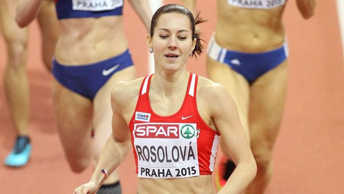 Denisa Rosolová na letošním evropském halovém šampionátu v Praze.