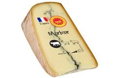 Kontrola odhalila sýr s bakterií. Prodával se hlavně v menších obchodech a Kauflandu