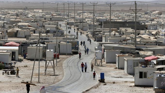 Uprchlický tábor v Jordánsku. Vznikají celá města, kde utečenci žijí v naprosté bídě.i