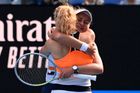 Krejčíková se Siniakovou postoupily do osmifinále čtyřhry na US Open