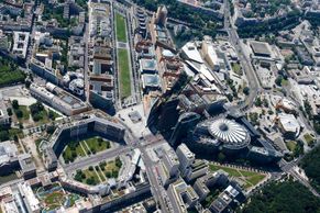 Berlín z ptačí perspektivy. Podívejte se na unikátní letecké snímky německé metropole