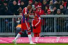 Bayern v desíti uhrál remízu, Neuer chytil penaltu
