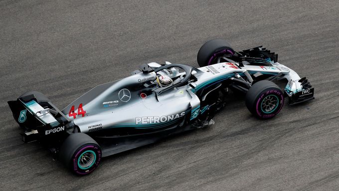 Lewis Hamilton byl v tréninku před Velkou cenou Ruska v Soči nejrychlejší.