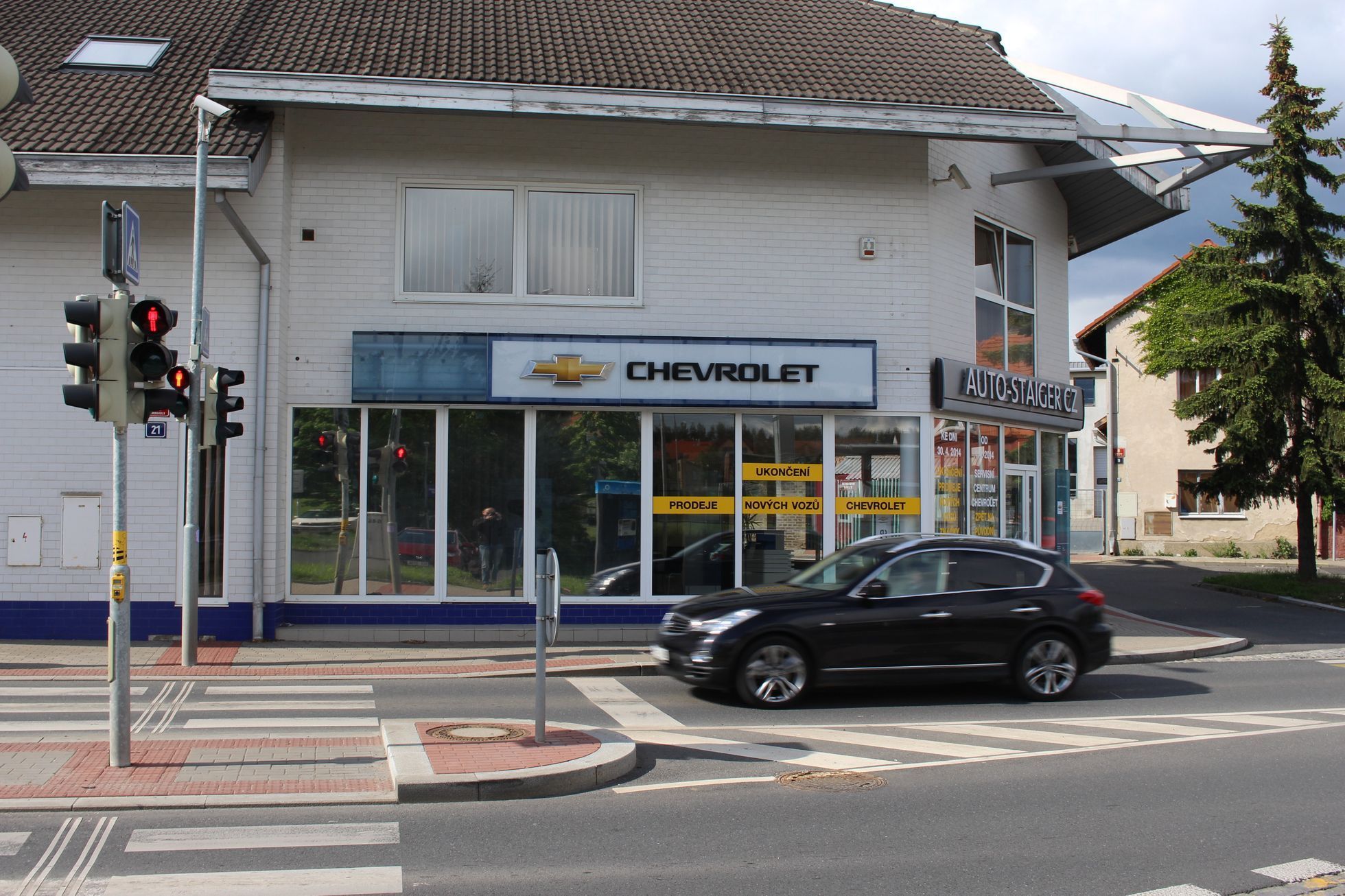 Uzavřený autosalon Chevrolet v Praze Štěrboholech