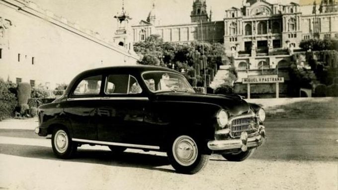 Unikátní historické snímky: Nejstarší auta z Pyrenejí