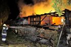 Na Bruntálsku hořela chata, škoda je půl milionu