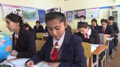 Školní třídy se v Tádžikistánu staly bitevním polem v boji s islámským extremismem. Pro žáky nejvyšších ročníků zavedli náboženskou výchovu.