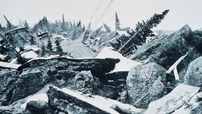 Zemětřesení před 58 lety zpustošilo pobřeží Aljašky.