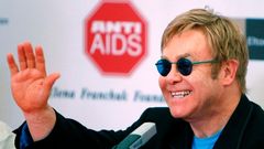 Elton John chtěl adoptoval HIV pozitivného chlapce z Ukrajiny