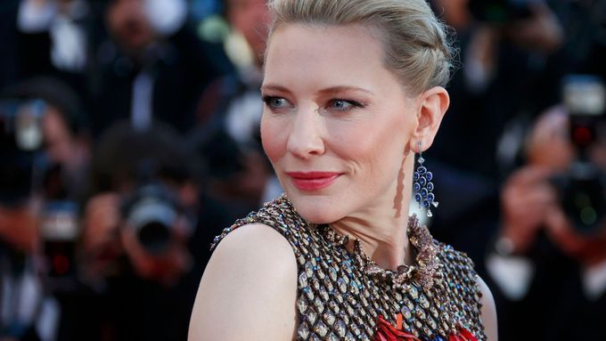 Cate Blanchett v Cannes propaguje animák Jak vycvičit draka 2.