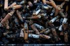 Tabákový obr Philip Morris má vyrábět léky na <strong>astma</strong>. Kozel zahradníkem, míní kritici