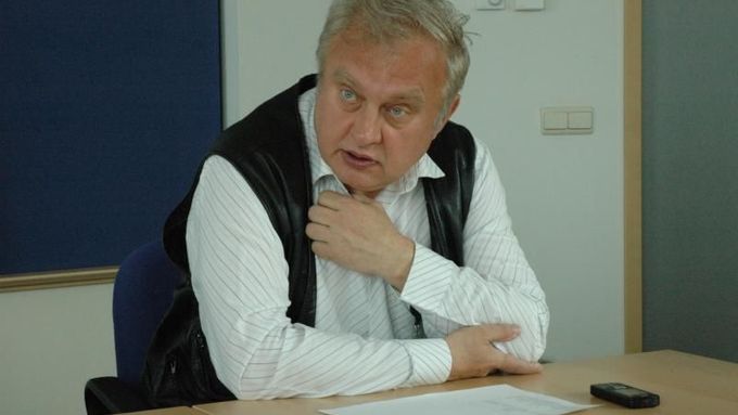 Miloslav Ransdorf na starším snímku.