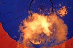 Na Přerovsku havaroval vyhlídkový balon, přerušil dodávku elektřiny. Nikdo nebyl zraněn
