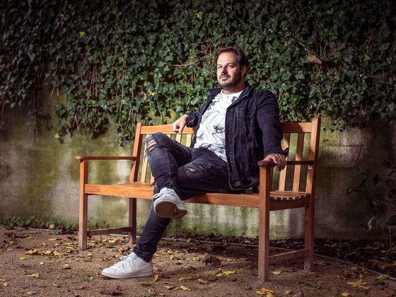 Ondřej Ládek (42) Písničkář Ondřej Ládek (Xindl X)