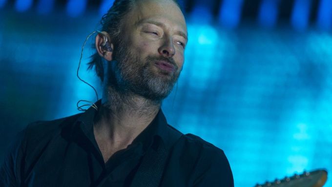 Thom Yorke (Radiohead).