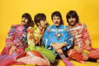 "Seržant Pepř" podepsaný všemi Beatles stál 6 milionů