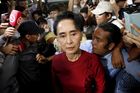 Barmská vojenská junta obvinila Su Ťij, že přijala nelegální platby a zlato