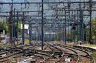 Modernější trať pro vlaky mezi Prahou a Berounem bude do roku 2025, slibuje ministerstvo