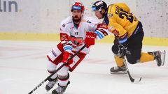 Hokejová Tipsport extraliga 2020/21: Filip Hronek z Hradce Králové a zlínský Pavel Kubiš