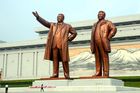 Severokorejci zvolili předem schválené kandidáty. K urnám jich přišlo 99,99 procent