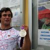 Český kajakář Vavřinec Hradilek doma ve Zbuzanech po příjezdu z OH 2012 v Londýně se stříbrnou medailí.