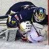 Hokej, extraliga: Kladno - Slavia Praha: Jan Chábera - Tomáš Hertl