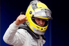 Rosberg v Monaku završil kvalifikační hattrick
