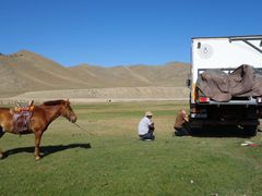Drobná oprava v Mongolsku.