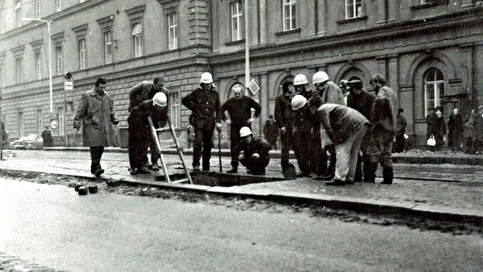 Zásah brněnských hasičů: Nahlédněte na tragédii starou 38 let